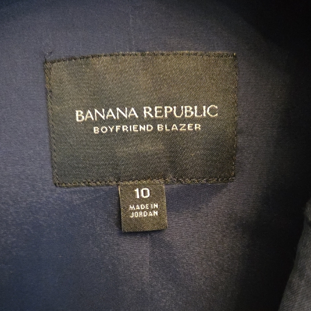 Banana Republic Italian Wool Blend Suit In Deep Blue, Size 10 - Picture 2 of 10